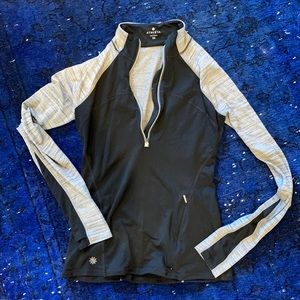 EUC Athleta quarter zip XS